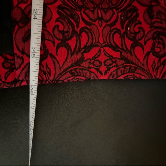 Gorgeous Worthington Skirt with Slit - Picture 5 of 7